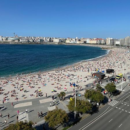 דירות א-קורוניה Piso Con Vistas A La Playa De Riazor מראה חיצוני תמונה