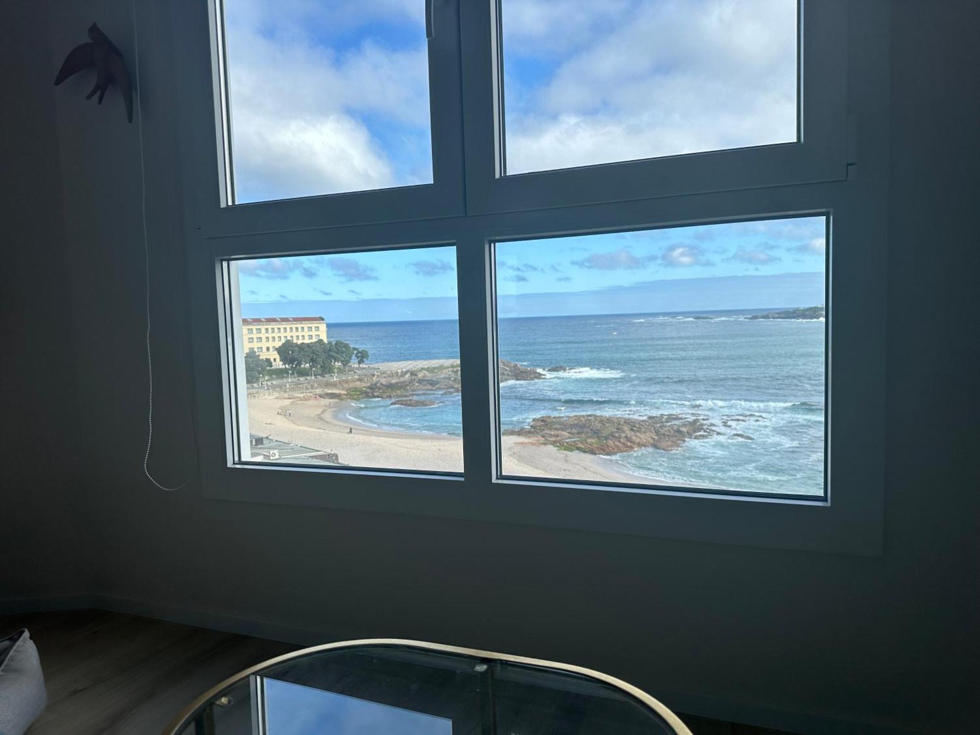דירות א-קורוניה Piso Con Vistas A La Playa De Riazor מראה חיצוני תמונה